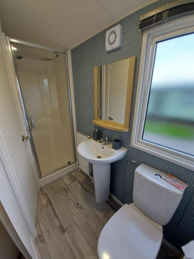 Woofles Luxury Caravan At Knaresborough Lido Dış mekan fotoğraf